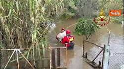 Maltempo nel Cagliaritano, il salvataggio di nove cani dall'esondazione del Rio Piscinas