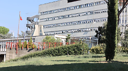 Schianto nella notte sulla Senese, due feriti