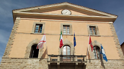 "Vicini ai giovani? Solo sui social". Sindaco, presidente del Consiglio e assessori disertano la commissione sull'assise dei ragazzi