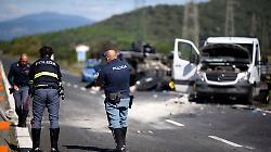 Vergogna Aurelia, l&rsquo;urlo della Maremma a passo d'uomo: "Basta morti, ora sicurezza"