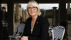 &laquo;Non eroi ma professionisti&raquo;: medici in prima linea tra carenze e sfide quotidiane