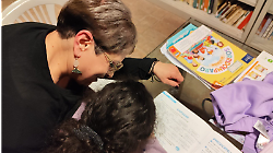 La piccola biblioteca in paese si comporta da grande: la cultura non si ferma ai libri