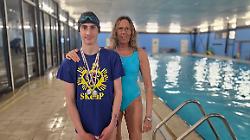 &laquo;In acqua mi sento libero&raquo;: la favola di Leonardo e il nuoto per tutti