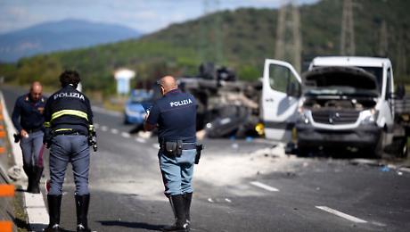 Vergogna Aurelia, l&rsquo;urlo della Maremma a passo d'uomo: "Basta morti, ora sicurezza"