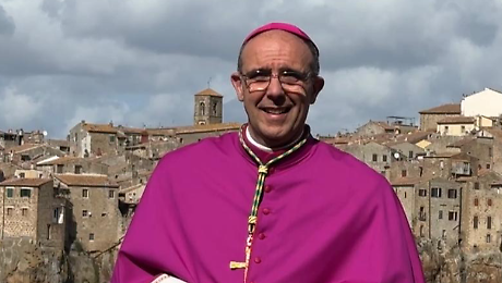 Gli auguri di Natale del vescovo Bernardino: "Ges&ugrave; come esperienza di pace" &ndash; IL VIDEO