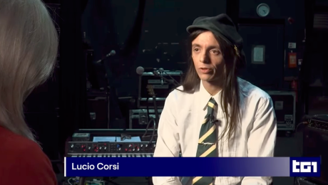 Lucio Corsi finisce il tuor e ora? il sogno continua nei Palasport d'Italia