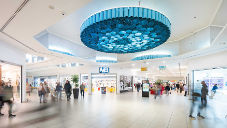 Uova d&rsquo;autore e contest: gli studenti protagonisti al centro commerciale Aurelia Antica