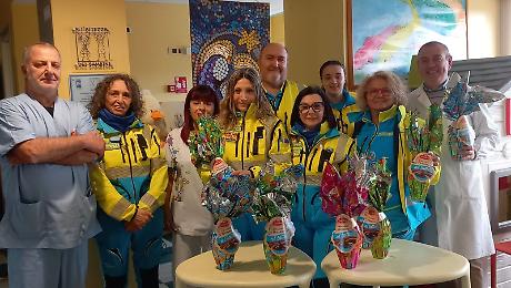 Uova e solidariet&agrave; in Pediatria: doppia donazione per i bambini in cura all'ospedale Misericordia