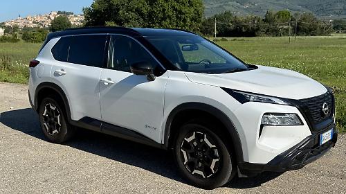 Nissan X-Trail 1.5 e-Power N-Trek e-4Orce: mille chilometri di silenzio, tecnologia e... qualche click di troppo