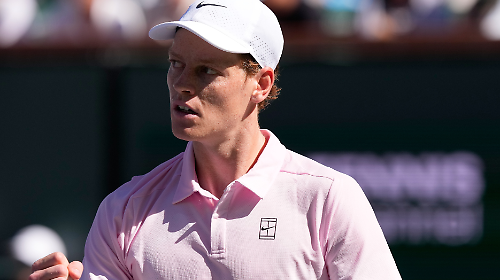 Jannik Sinner oggi in campo contro Alex Michelsen: orario, dove vederlo e precedenti