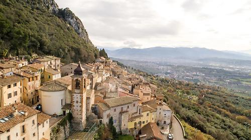 cesi terni residenti turisti