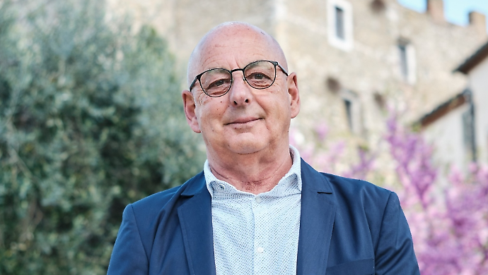 Il Comune scende in campo: al Tar per salvare l'ultimo cielo buio d&rsquo;Italia