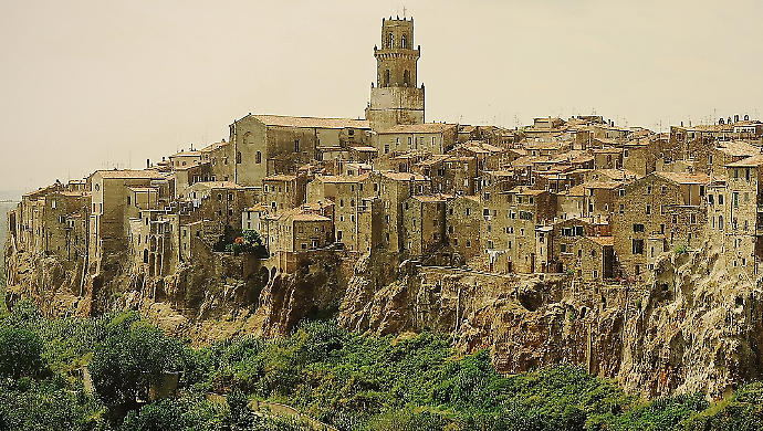 Un gioiello economico: Pitigliano tra i borghi pi&ugrave; belli in Italia dove si spende meno
