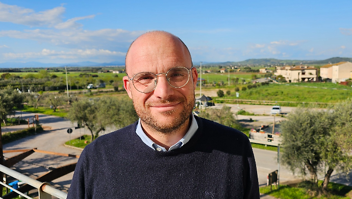 Predatori uccidono tre pecore nella stessa azienda gi&agrave; razziata un anno fa. Il Parco: "Pronti ad aiutare"