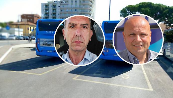 Bus in stazione, &egrave; scontro totale: &laquo;Piazza Marconi non &egrave; sicura, il Comune intervenga&raquo;