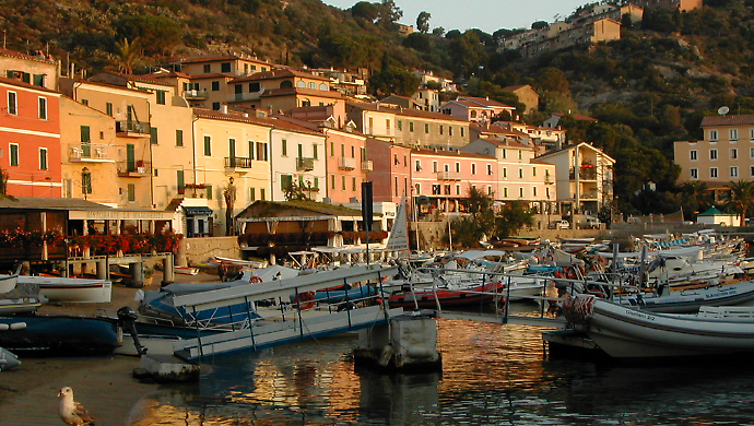 Porto e accoglienza: al via lavori per 400mila euro