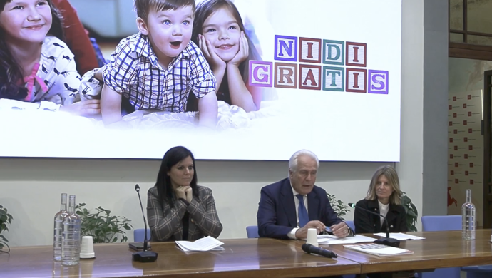 Nidi gratis in Toscana: contributi fino a 800 euro al mese per le famiglie