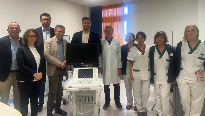 Un nuovo ecografo per l'ospedale Sant'Andrea