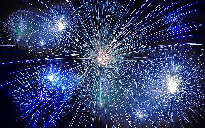 Follonica, torna il tradizionale appuntamento con i fuochi d'artificio