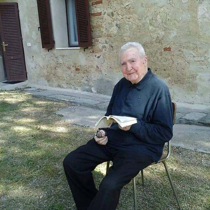 Magliano in Toscana, il cordoglio dell'amministrazione per la scomparsa di don Isacco