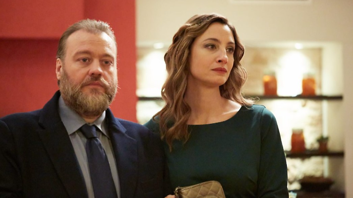 Kostas stasera 19 settembre su Rai 1 la seconda puntata della serie con Stefano Fresi 