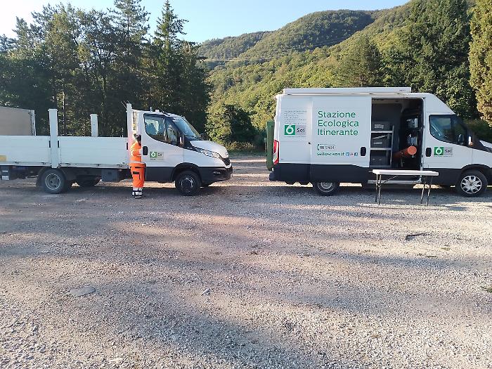 Montieri, lo svuota tutto raccoglie più di 2800 kg di rifiuti ingombranti