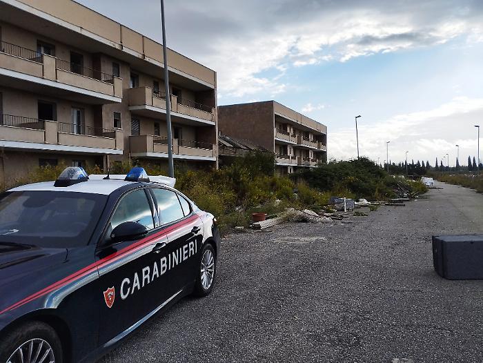 stabile abbandonato