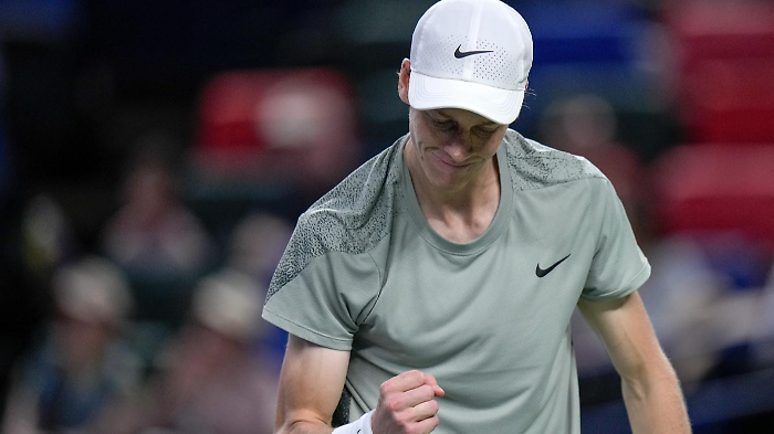 Sinner implacabile. Spazza via Djokovic in due set e vince il Masters 1000 di Shanghai