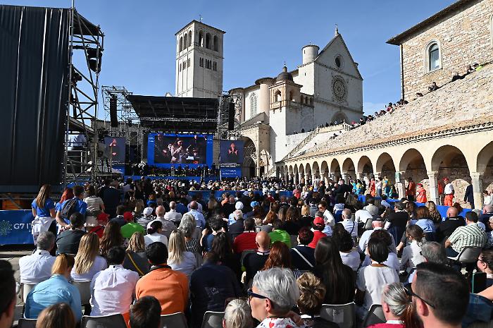 Il primo vero passo dell'umanit&agrave; per una societ&agrave; equa