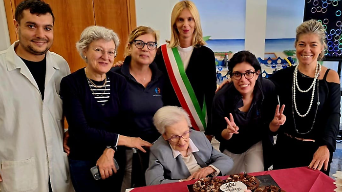 Orbetello, 100 anni per Maria Elisa Benati: tra le prime donne a laurearsi in chimica farmaceutica