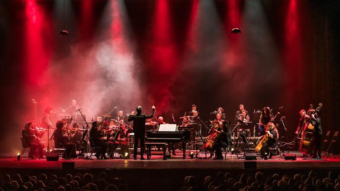 ensemble symphony orchestra