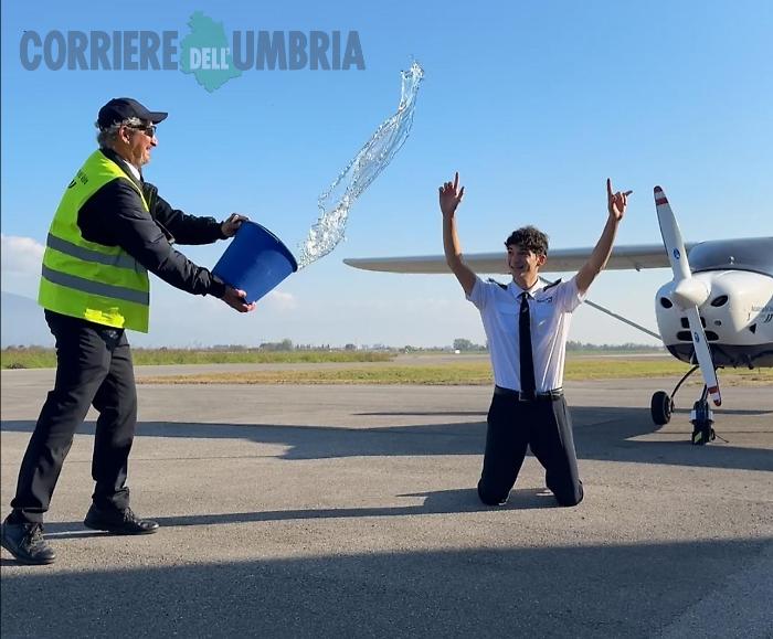 Primo volo solista a 16 anni, il record di Alessandro Sampieri 