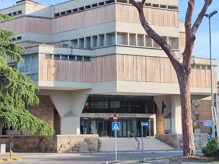 Grosseto il Tribunale ha deciso, il prestito per l'acquisto delle azioni baciate è nullo: il caso di due grossetani