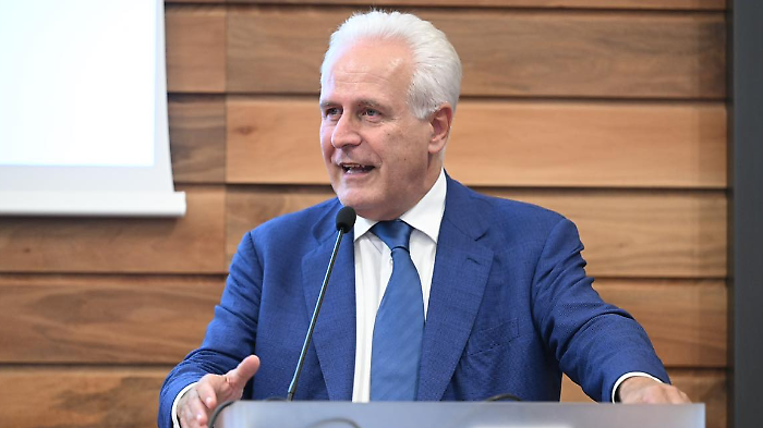 Eugenio Giani (foto dal profilo Facebook)