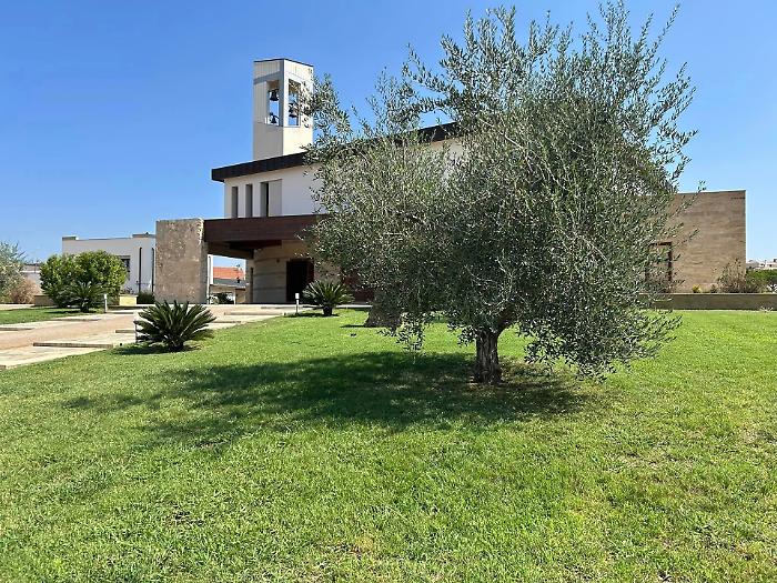 Grosseto, alla Parrocchia Madre Teresa di Calcutta arriva il Villagio del Natale