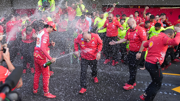 Formula 1, la Ferrari vince il mondiale costruttori: tutte le combinazioni possibili di Abu Dhabi