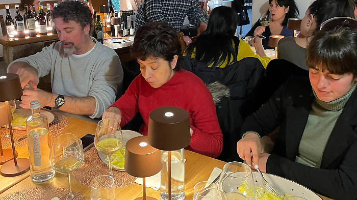 Roccatederighi, Camminare con gusto è un successo: giornalisti e blogger hanno apprezzato le eccellenze enogastronomiche locali