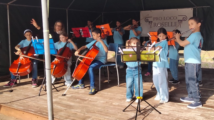 Grosseto, tre generazioni si incontrano per festeggiare il Natale. L'evento