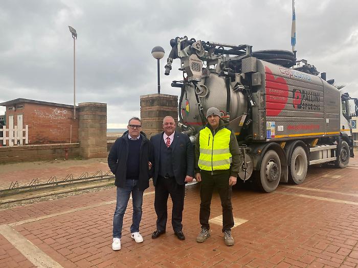 Marina di Grosseto, iniziano i lavori di pulizia delle fogne in vista di piogge intense