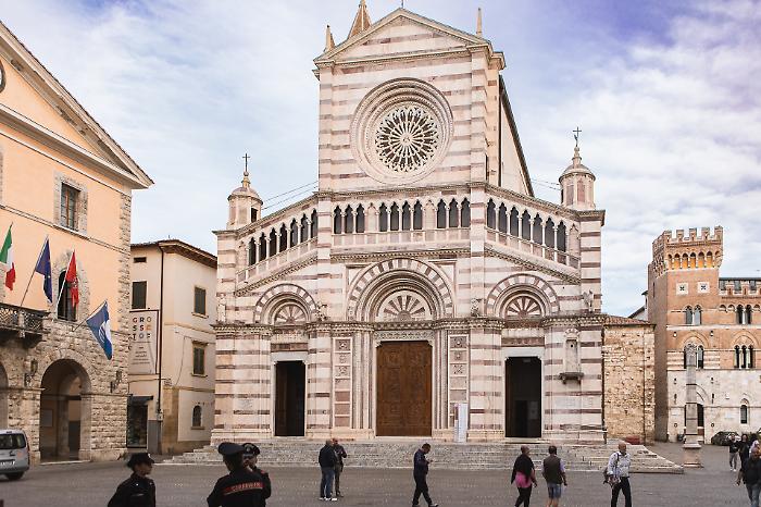 Grosseto, il Giubileo si apre il 29 dicembre con la processione e la Messa in cattedrale