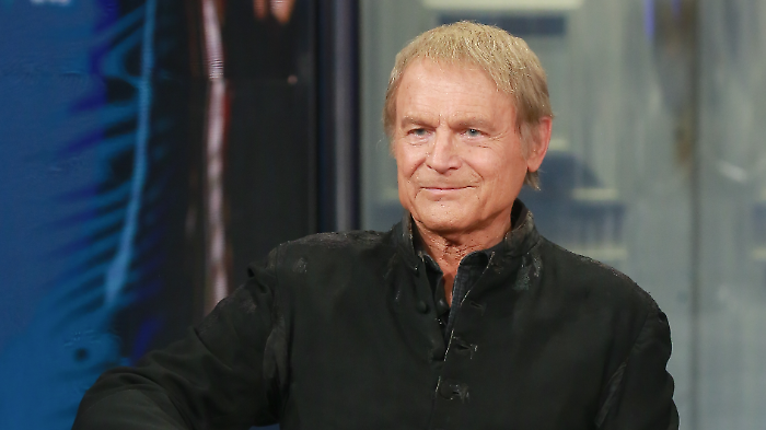 Terence Hill e il motivo dell'addio a Don Matteo e Un passo dal cielo in onda stasera in tv su Rai 1, gioved&igrave; 16 gennaio: ecco le parole del figlio 