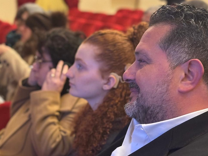 Grosseto, il Teatro Industri più inclusivo: partito il progetto pilota per persone con deficit sensoriale uditivo