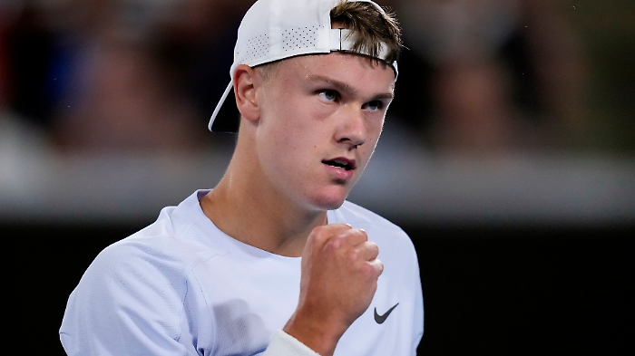Holger Rune &egrave; il prossimo avversario di Jannik Sinner agli Australian Open: tutti i precedenti tra il numero 1 al mondo e il danese
