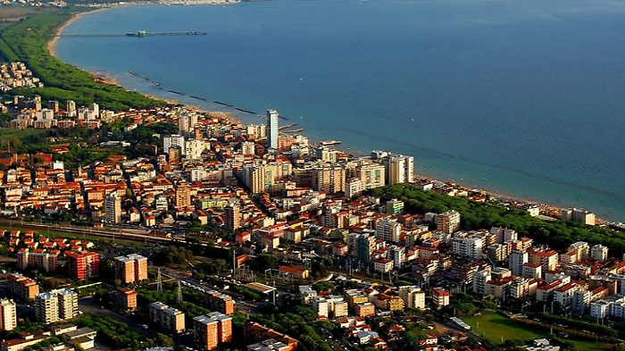 Follonica 
