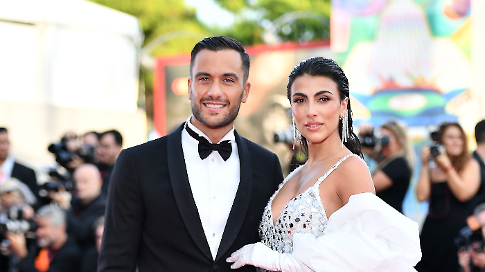 Pierpaolo Petrelli ospite in tv da Caterina Balivo a La Volta Buona su Rai 1, marted&igrave; 28 gennaio:&nbsp;l'attore e Giulia Salemi sono diventati genitori