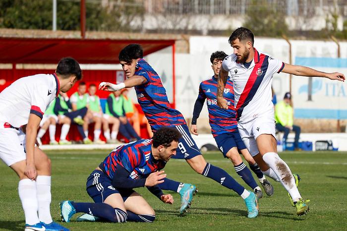 Follonica, vittoria per i biancorossoblu contro il Flaminia Civitacastellana
