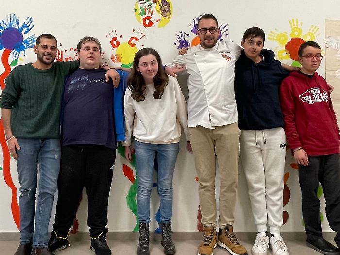 Grosseto, nasce il progetto Aut Is Me: un viaggio verso l’autonomia attraverso il potere della cucina