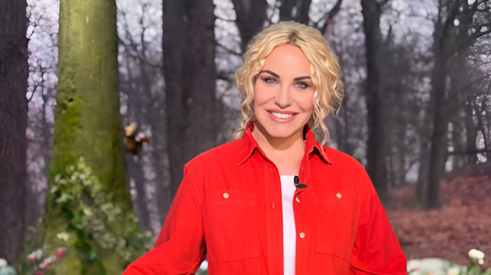 E' sempre mezzogiorno oggi in tv venerd&igrave; 14 febbraio su Rai 1 con Antonella Clerici: ecco la puntata dedicata a San Valentino e al Festival di Sanremo