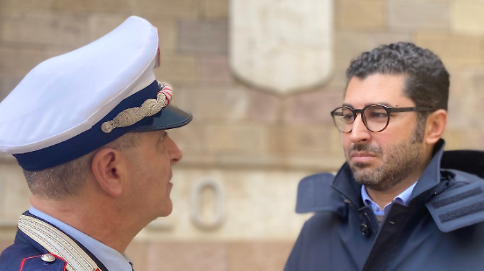 Intervento della Polizia municipale a Follonica 