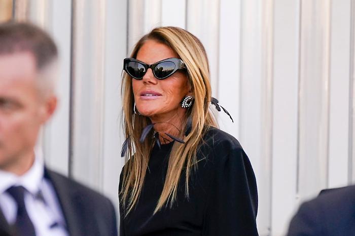 Anna Dello Russo ospite di Silvia Toffanin a Verissimo, chi &egrave;: la carriera nella moda, il matrimonio durato un solo mese e il compagno Angelo Gioia
